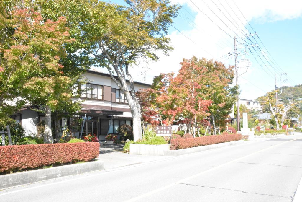 Guest House Fujizakura Яманакако Экстерьер фото